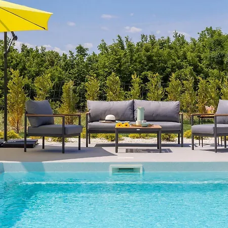 Le Prázdninový dům