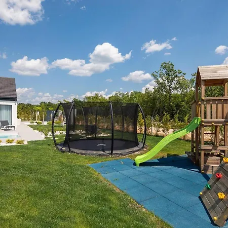 Le Prázdninový dům *